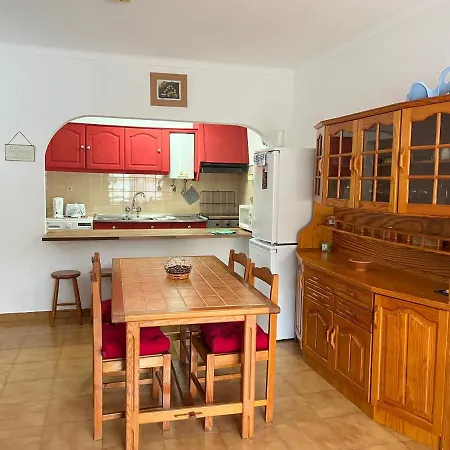 Aroucamar Албуфейра